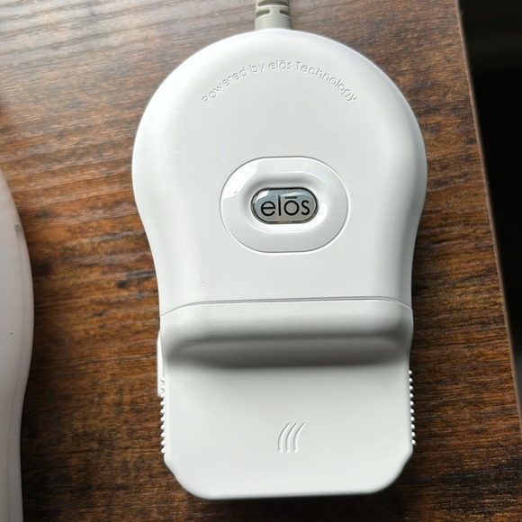 Iluminage Beauty Me Elos Laser Hair Removal System - Picture 4 of 11